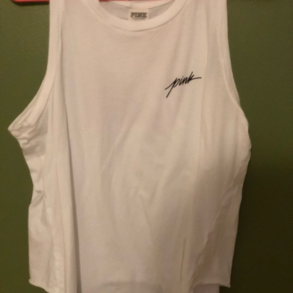 Crop too tank by PINK - Picture 2 of 2